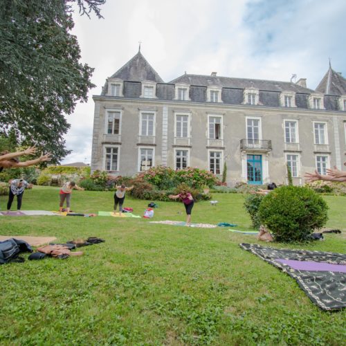 chateau retraite yoga